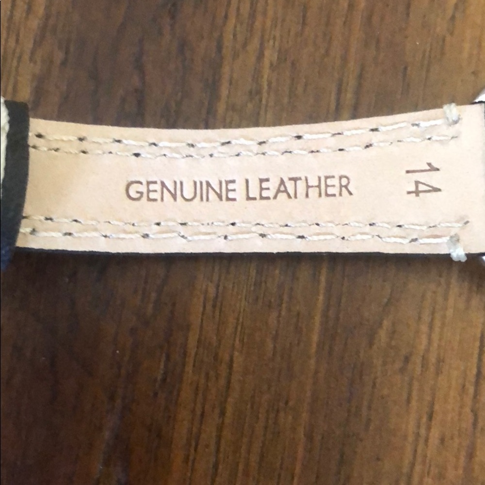 Coach - Picture 3 of 6